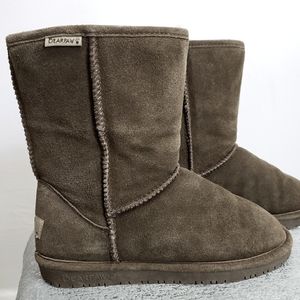 BEARPAW Emma Short Milk Chocolate Brown Suede Sheepskin Wool Lined Boots